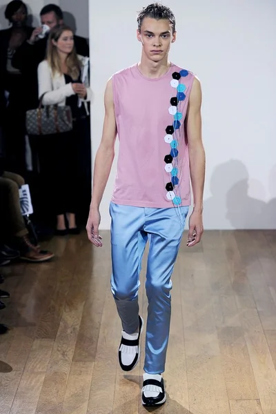 Look 2
